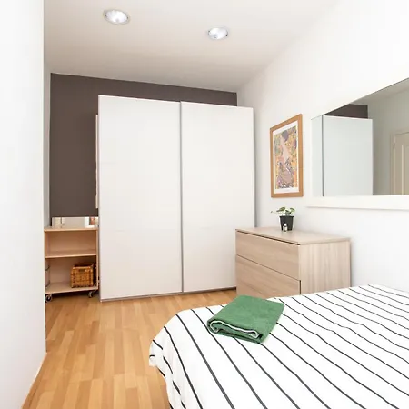 Apartment Cozy Exiample Getaway With Patio *