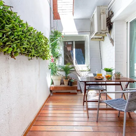 Cozy Exiample Getaway With Patio Appartamento *