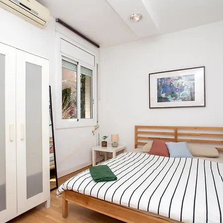 Cozy Exiample Getaway With Patio *